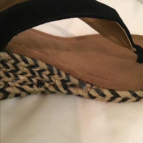 Colin Stuart Wedge Sandal - Picture 4 of 6